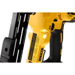 Agrafeuse Pour Clôture Dewalt XR 18V DCFS950P2-QW 18V Li-ion 5Ah -Outils Pour La Maison 34214 05